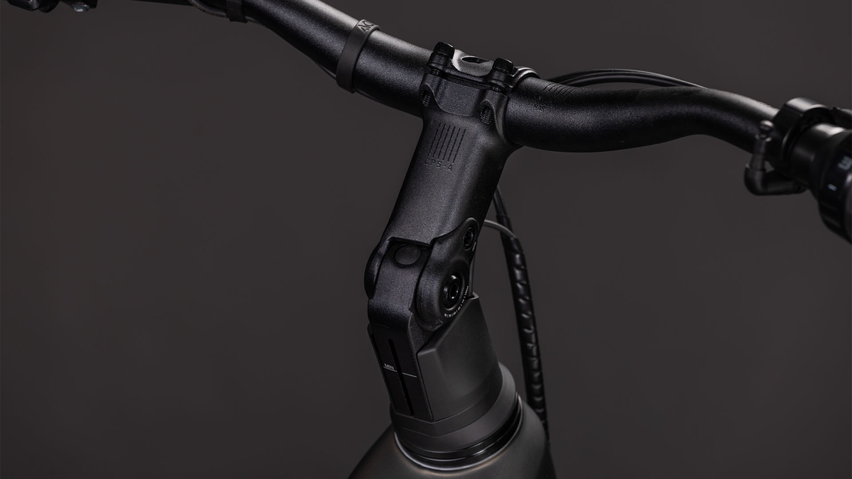 Cube Touring Hybrid Comfort SLX 800 Easy Entry charcoal´n´chrome (2026)