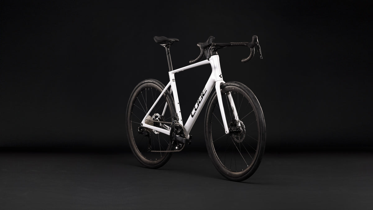Cube Attain C:62 SLX metallicwhite´n´black (2027)
