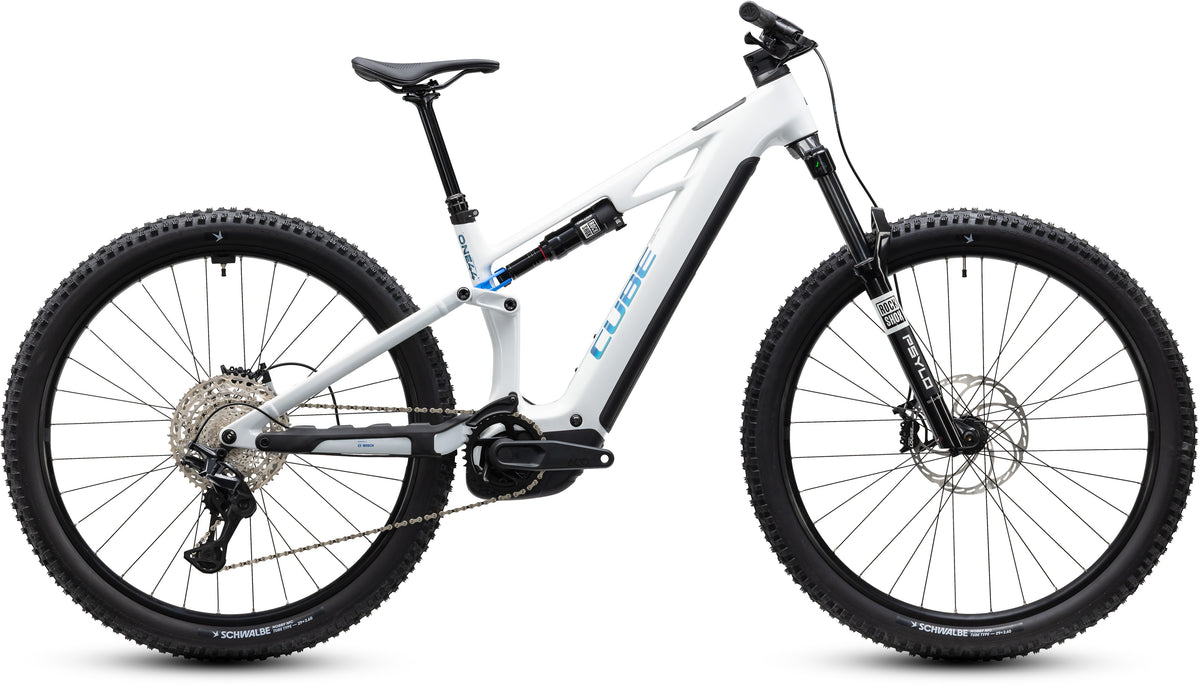 Cube Stereo Hybrid ONE44 HPC Pro 800 blanc métallique´n´bleu (2027)