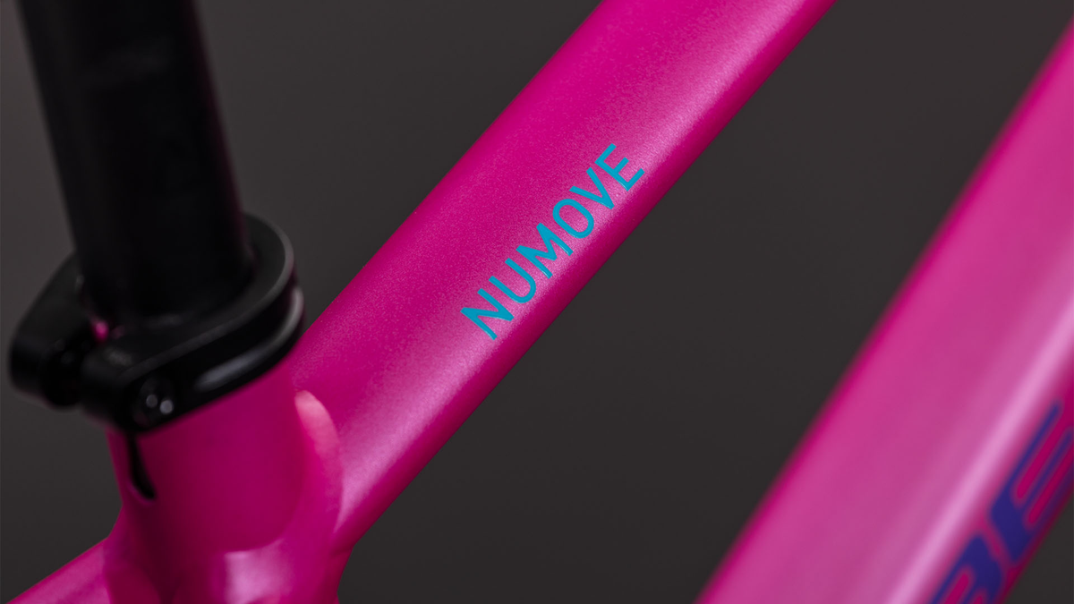 Cube Numove 160 fuchsia´n´prune (2026)
