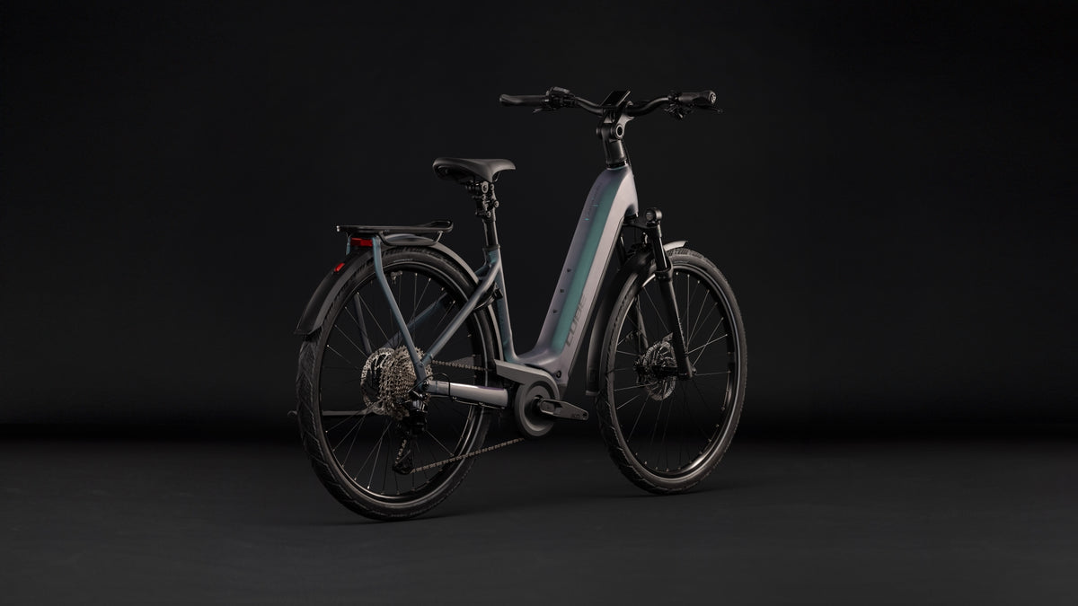 Cube Kathmandu Hybrid Pro 800 Easy Entry vert émeraude´n´black (2027)