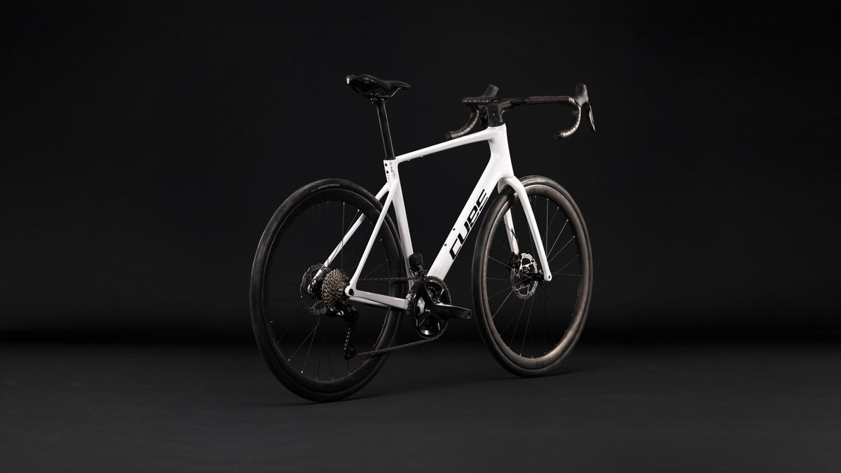 Cube Attain C:62 SLX metallicwhite´n´black (2027)