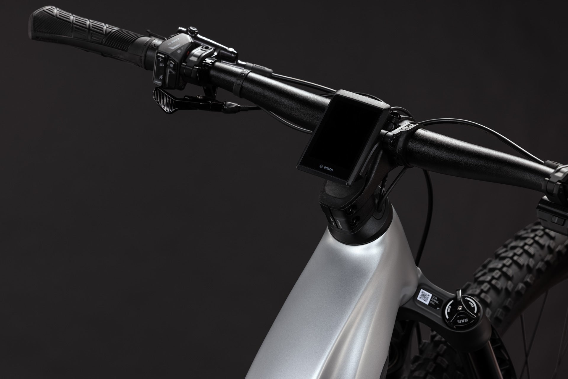 Cube Reaction Hybrid SLX 800 Diamant platine´n´reflex (2027)